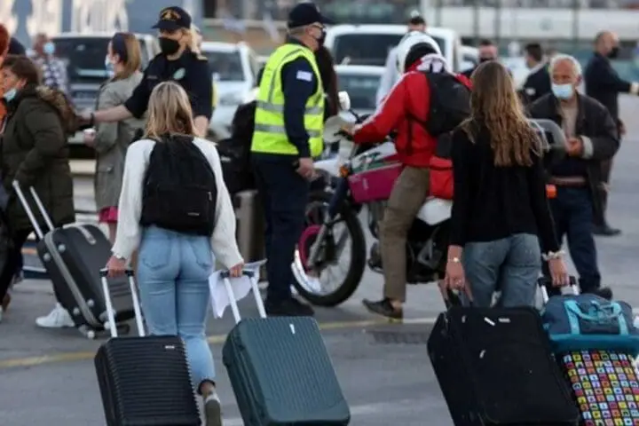 Οι 7 στους 10 έχουν την άν εση των συχνών ταξιδιών.